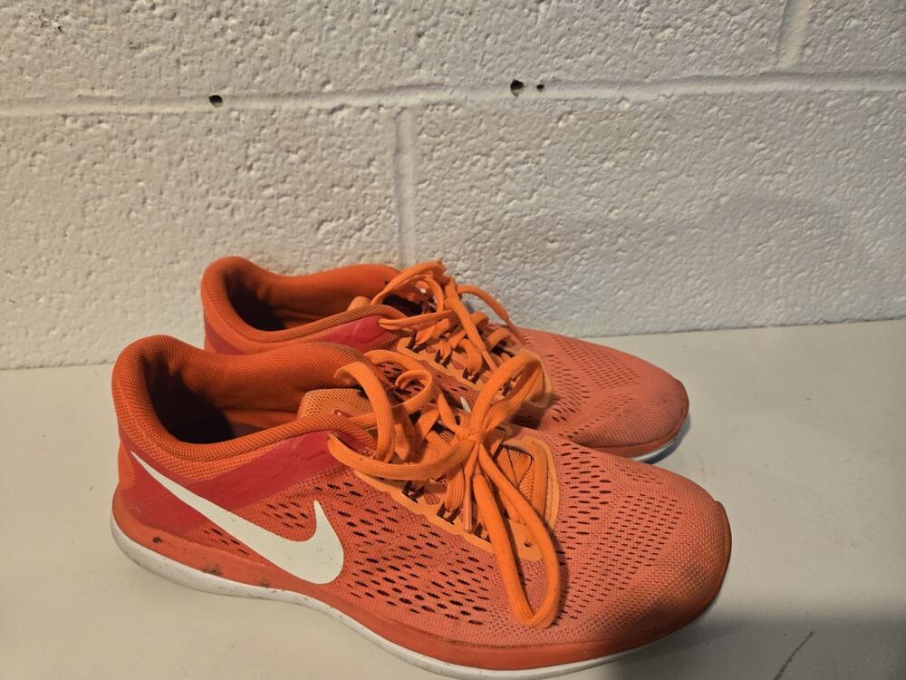 Nike Flex Run Orange Womens 8.5 (2017) Used Fair Condition